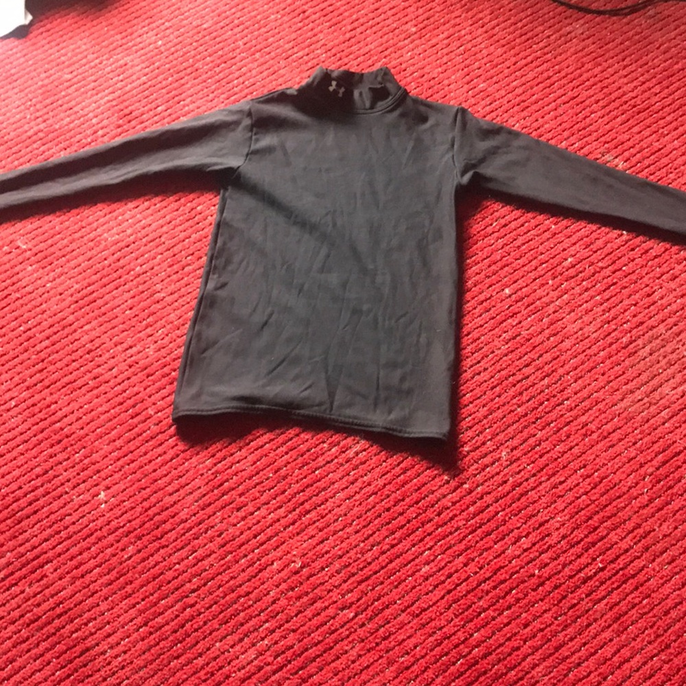 Under armour long sleeve turtle neck